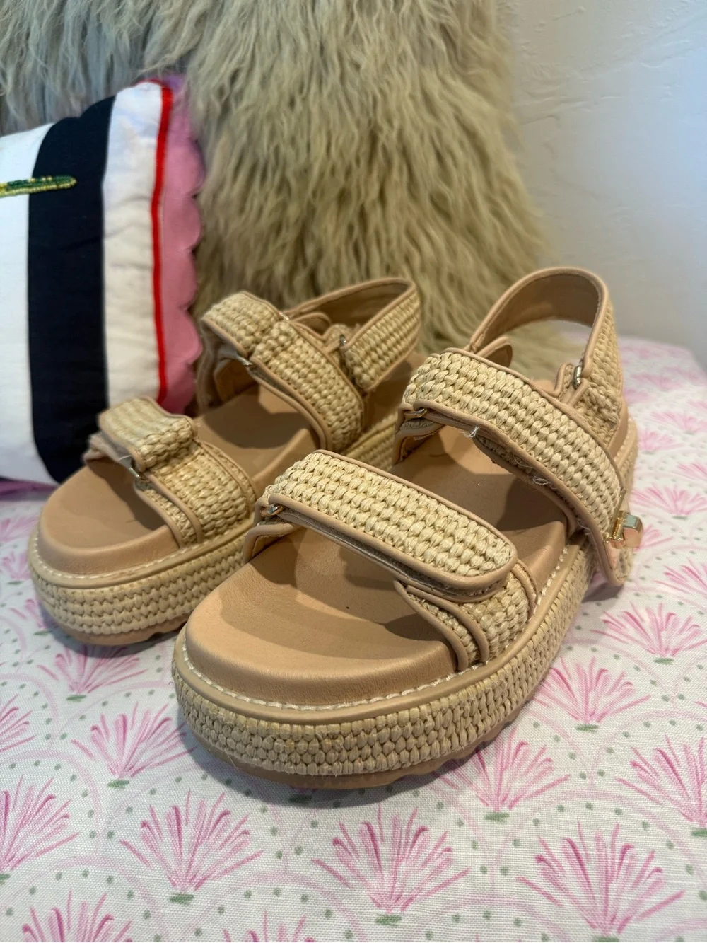 Steve Madden Women's Bigmona platform footbed sandals Size 6